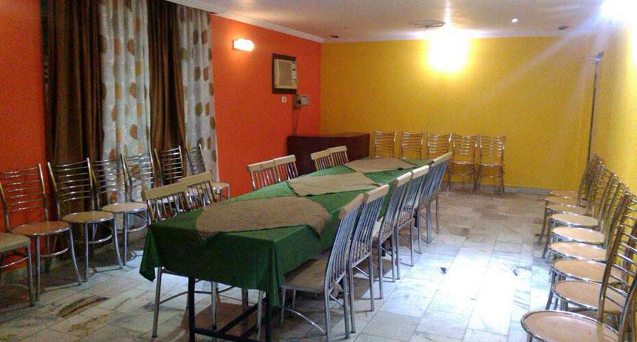 Hotel Kanishka, Kanpur 4